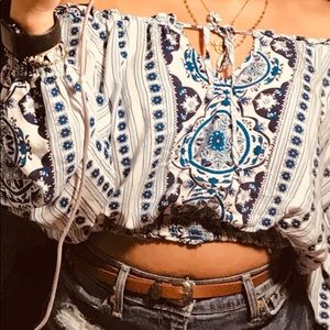 cute off the shoulder crop top!